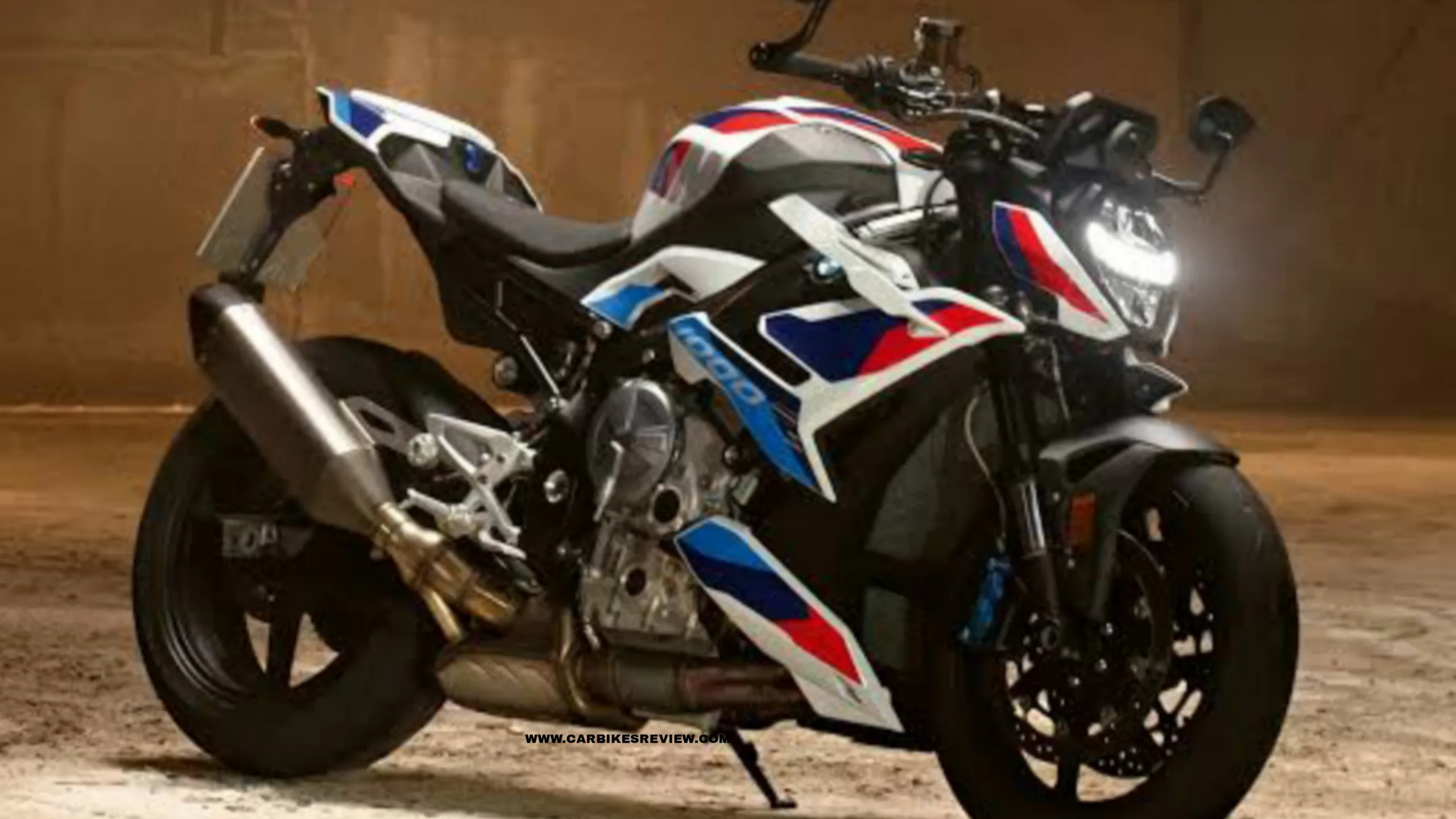 BMW M1000 R 2023