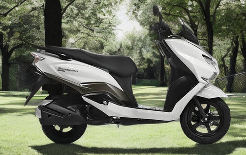 Suzuki Burgman Street 125,