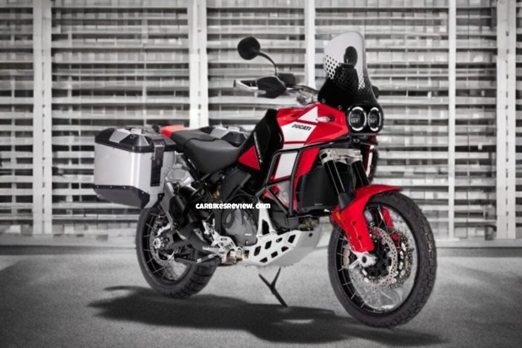 Ducati DesertX बाइक नहीं तूफान है मिनट में लंबी दूरी तय