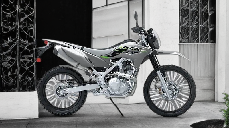 Kawasaki KLX 230 सड़क का राजा, स्पीड में सब का बाप