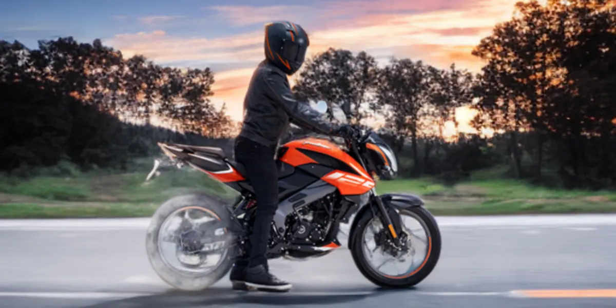 2025 Bajaj Pulsar NS125: अब और भी स्मार्ट, स्टाइलिश और पावरफुल