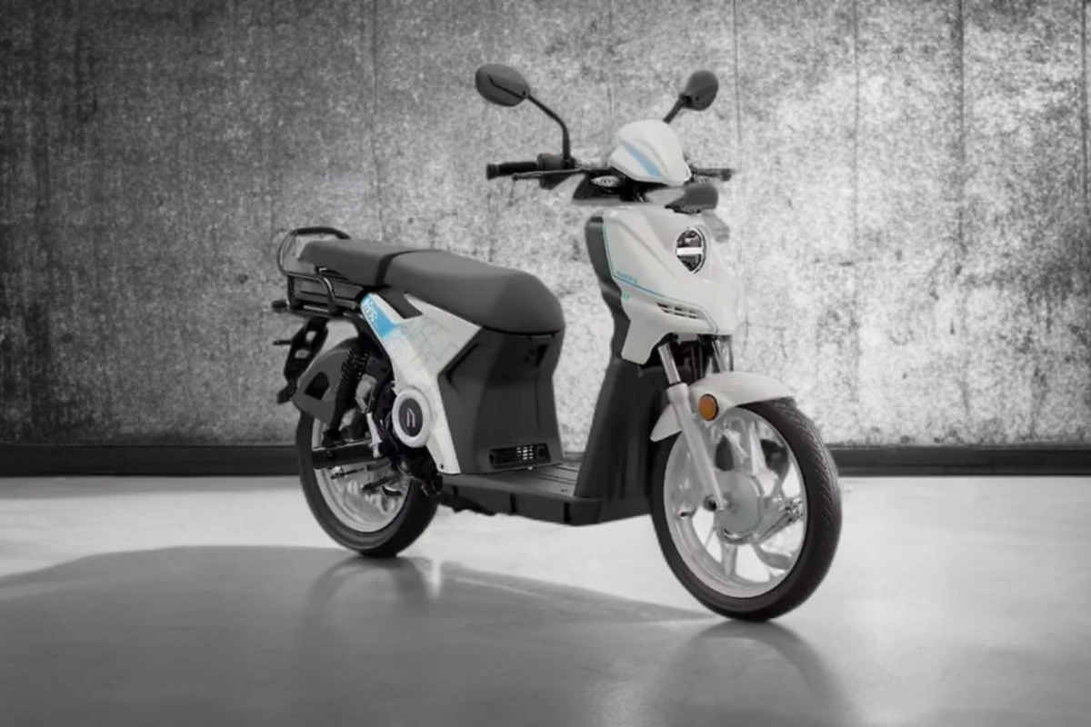 Numeros n-First: सस्ती और भरोसेमंद इलेक्ट्रिक स्कूटी जो बदल रही है शहर की सवारी का तरीका