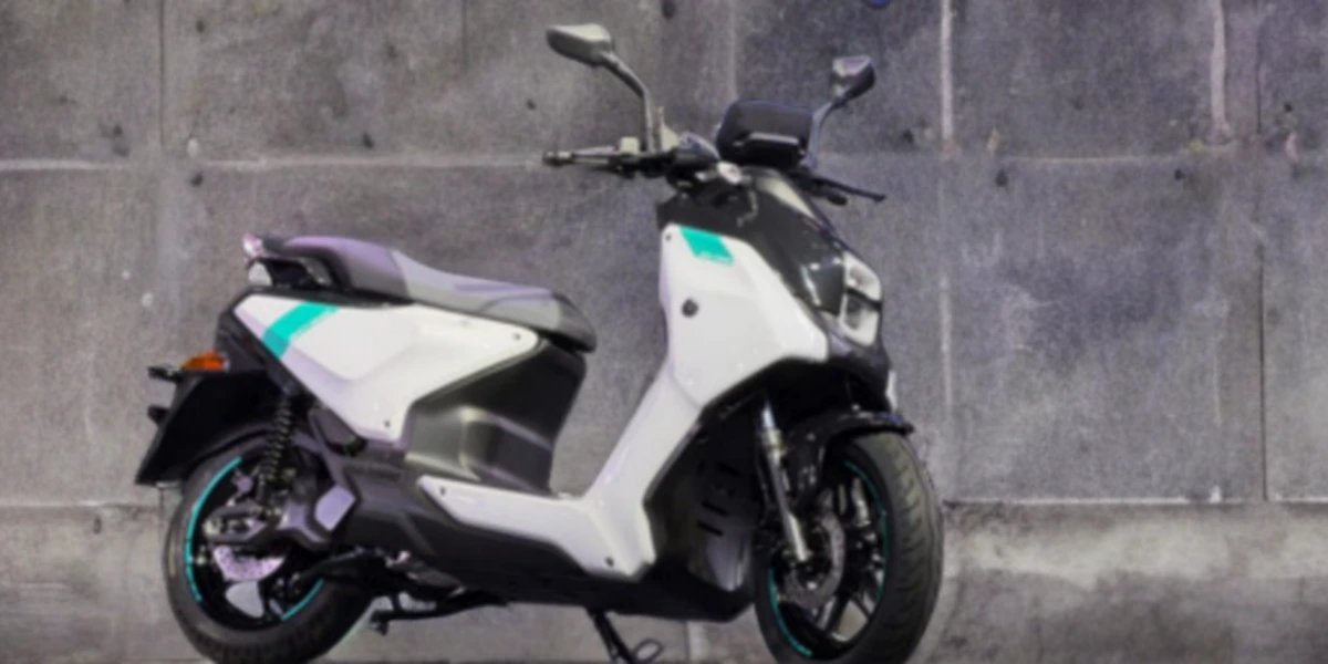 Yamaha EC-06 Electric Scooter: आ गया गर्दा मचाने, भारतीय सड़कों पर 