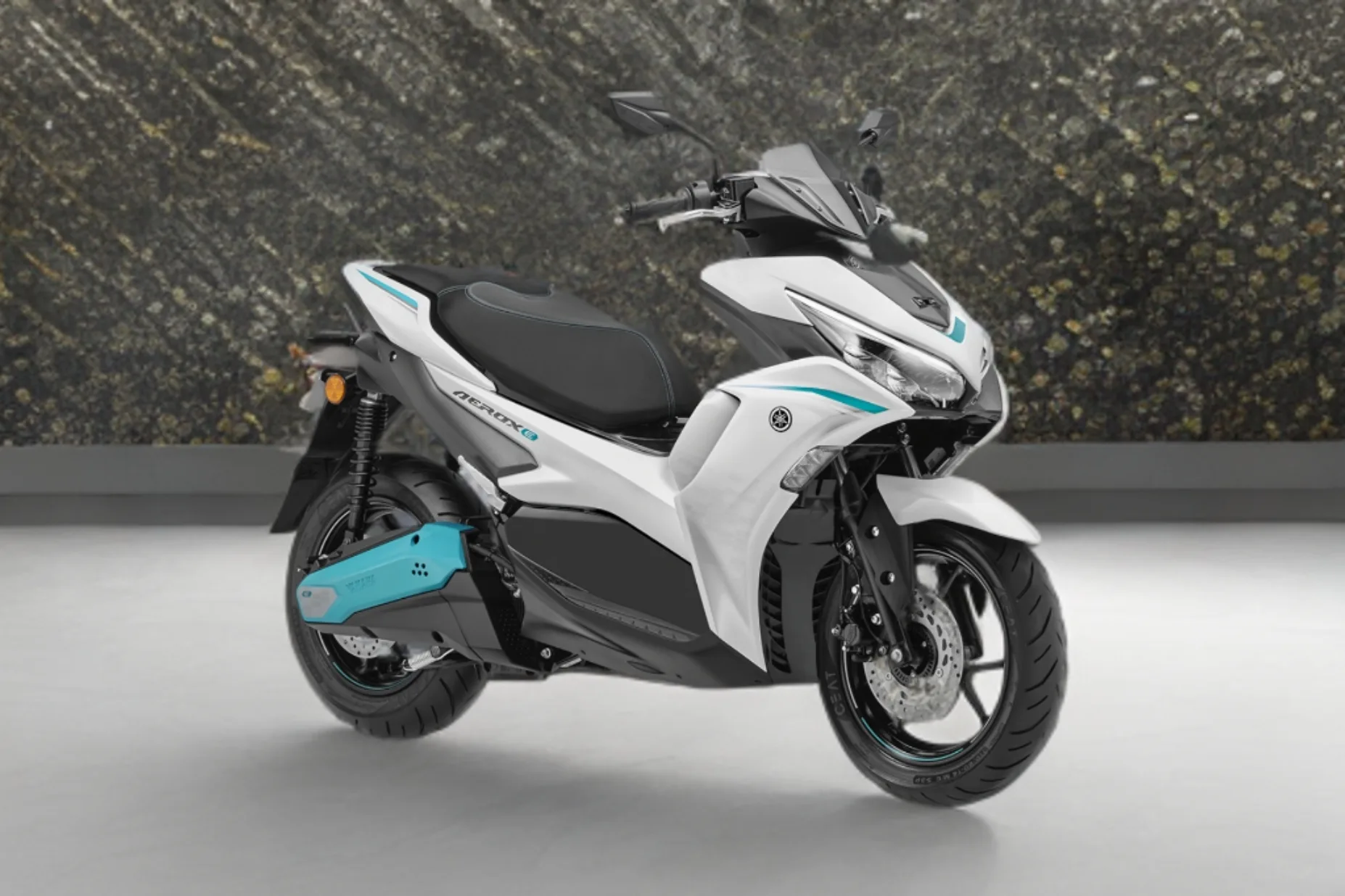 Yamaha EC-06 Electric Scooter: खरीदने से पहले जानने वाली पूरी जानकारी 