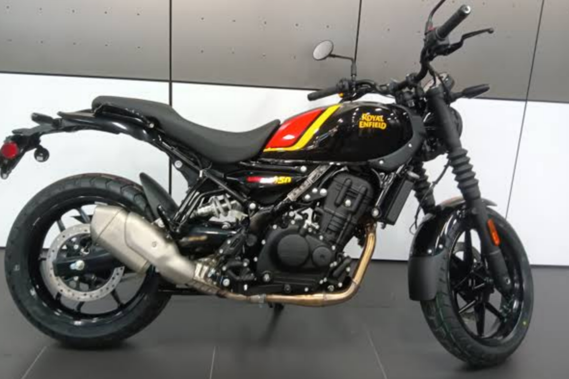 Royal Enfield Guerrilla 450 2026 अपडेट : सड़कों पर नई कहानी लिखने को तैयार